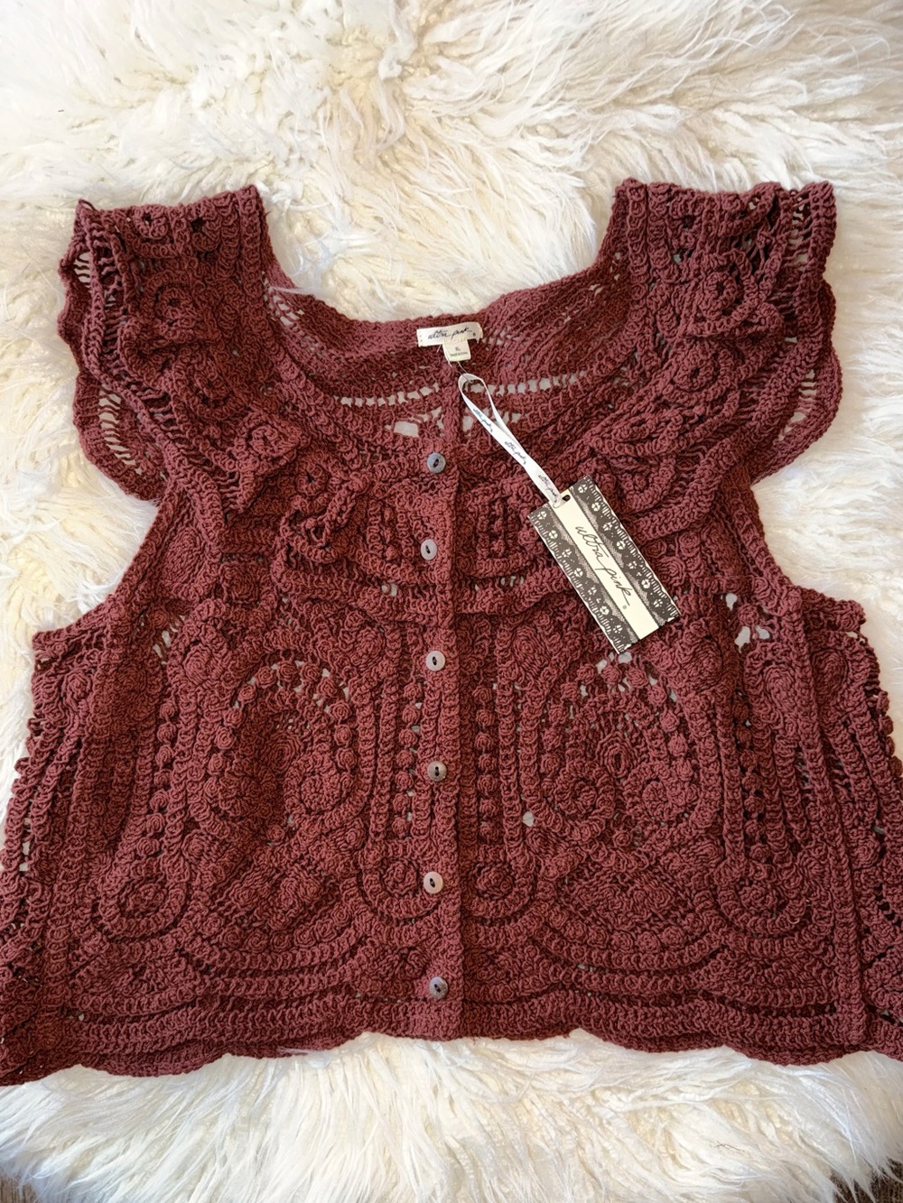 🏷️ ULTRA PINK // Boho Crocheted Tank Top // Burgundy